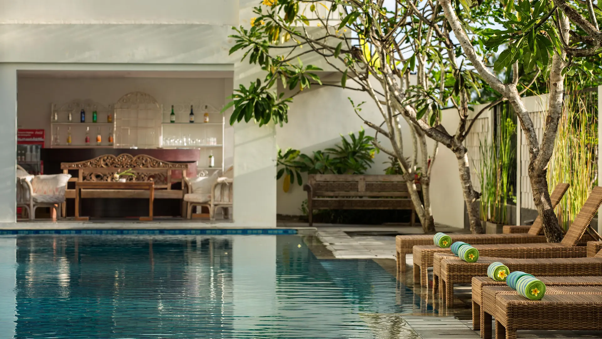 Paragon Hotel Seminyak 4*,  Indonesië